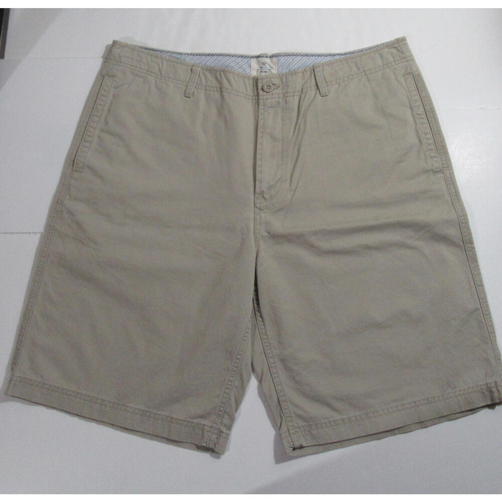 Gap Mens Y2K Relaxed Flat Front Khaki Shorts Dk Beige Size 40 NWOT